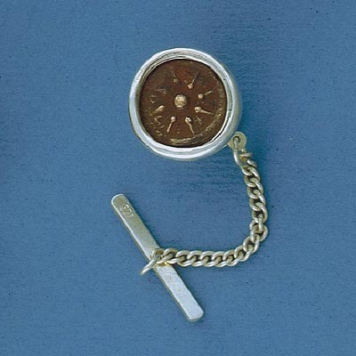 Tie pin set with Ancient coin