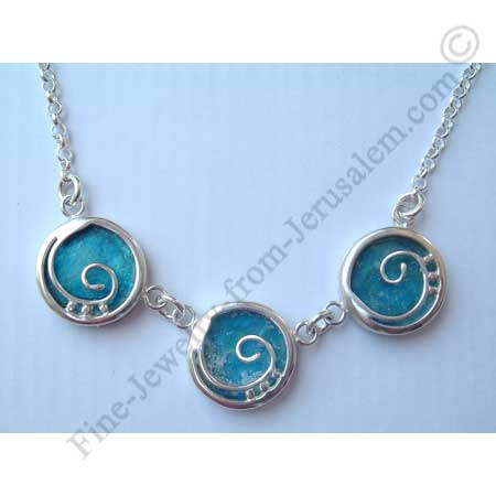 ancient design in sterling silver necklace with Roman glass