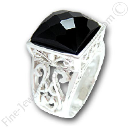 St. Silver ring with cubic zirconia