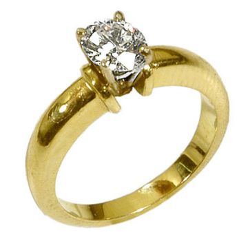 18K Gold ring set with 0.65ct Diamond