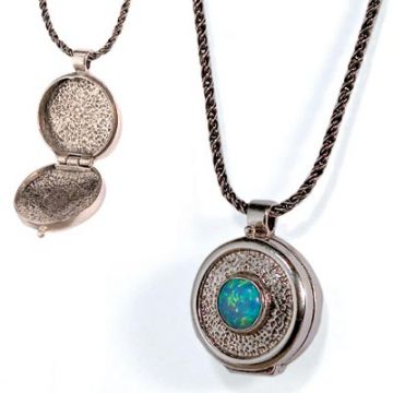 Opal and Silver necklace