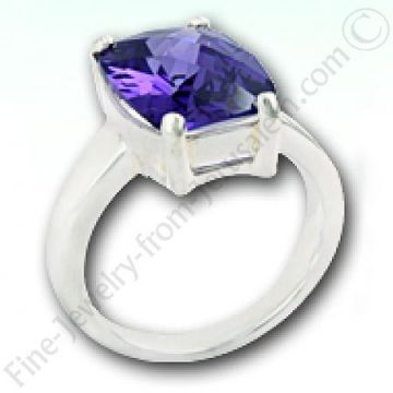 silver ring with cubic zirconia